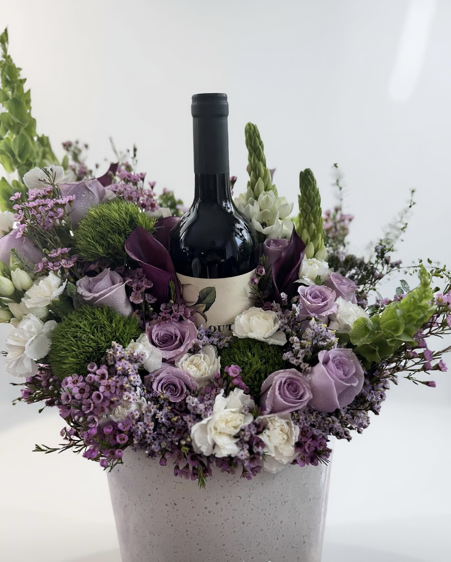 Grand Vintage Arrangement (Large)